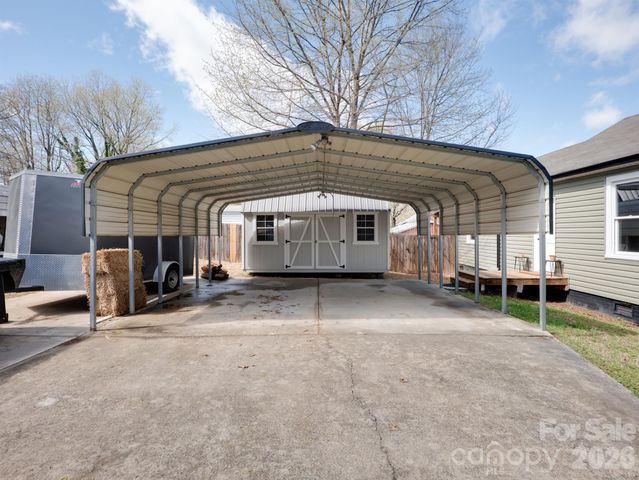 411 N Chapel Street, Landis, NC 28088