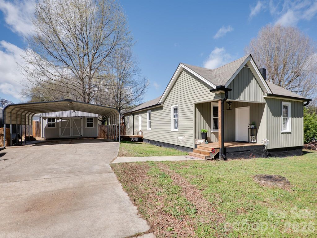 411 N Chapel Street, Landis, NC 28088