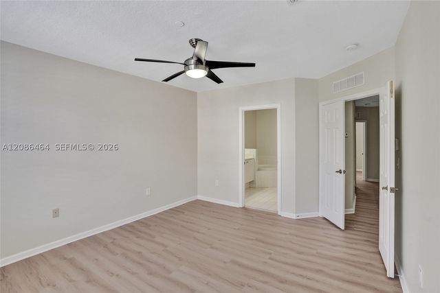 1033 NE 17th Way 1804, Fort Lauderdale, FL 33304