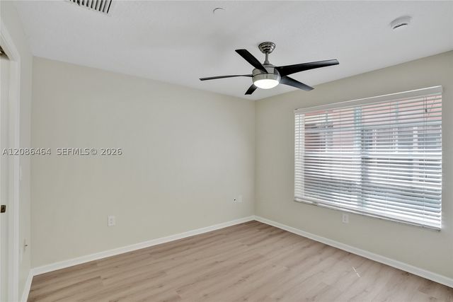 1033 NE 17th Way 1804, Fort Lauderdale, FL 33304