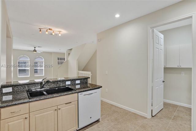 1033 NE 17th Way 1804, Fort Lauderdale, FL 33304