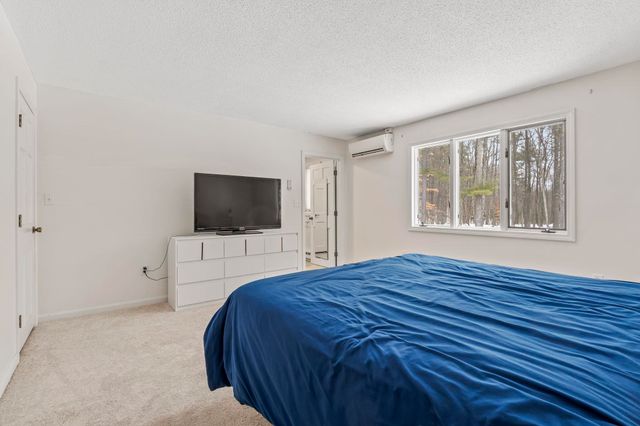 27 South Bow Road, Bow, NH 03304