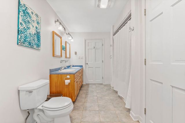 27 South Bow Road, Bow, NH 03304