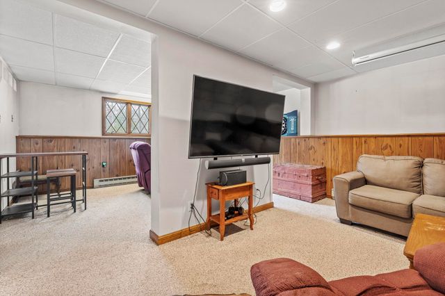 27 South Bow Road, Bow, NH 03304