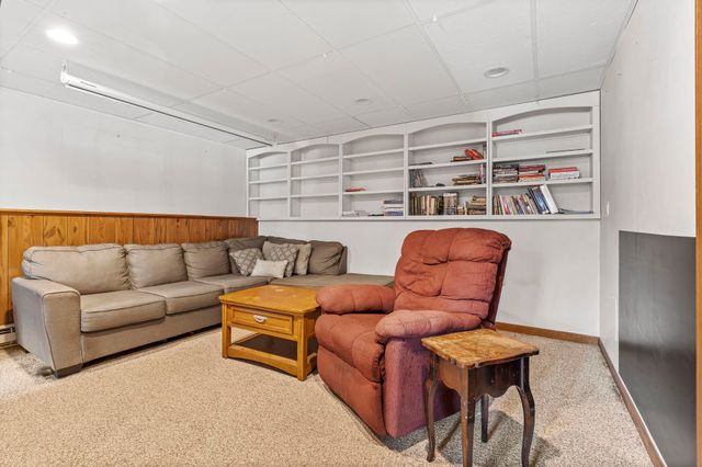 27 South Bow Road, Bow, NH 03304