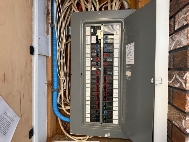 27 South Bow Road, Bow, NH 03304