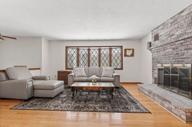 27 South Bow Road, Bow, NH 03304