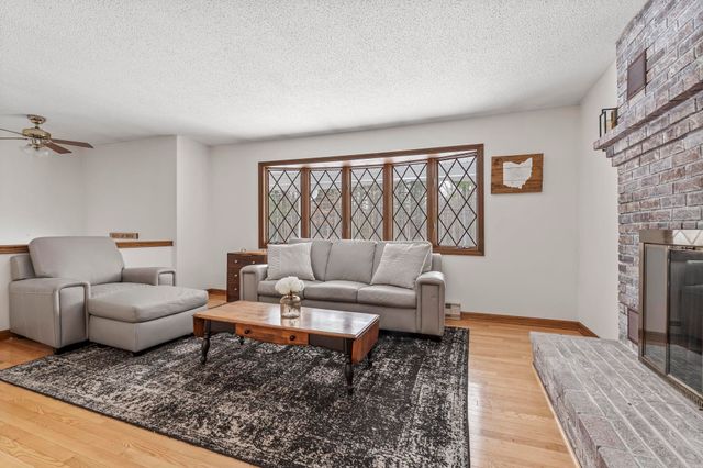 27 South Bow Road, Bow, NH 03304