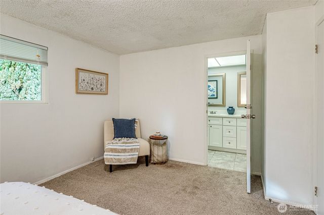 625 215th Street SW, Bothell, WA 98021