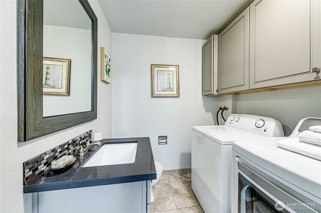 625 215th Street SW, Bothell, WA 98021