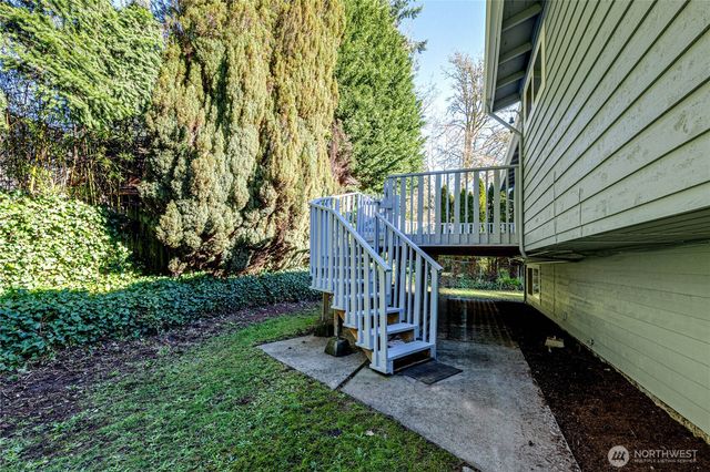 625 215th Street SW, Bothell, WA 98021