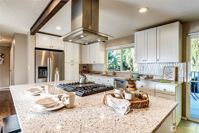 625 215th Street SW, Bothell, WA 98021