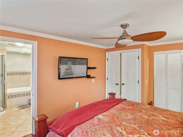 9240 Sand Point Way NE, Seattle, WA 98115