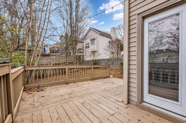 5904 Colchester Dr, Hermitage, TN 37076