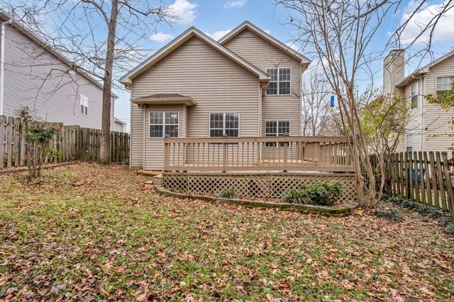 5904 Colchester Dr, Hermitage, TN 37076