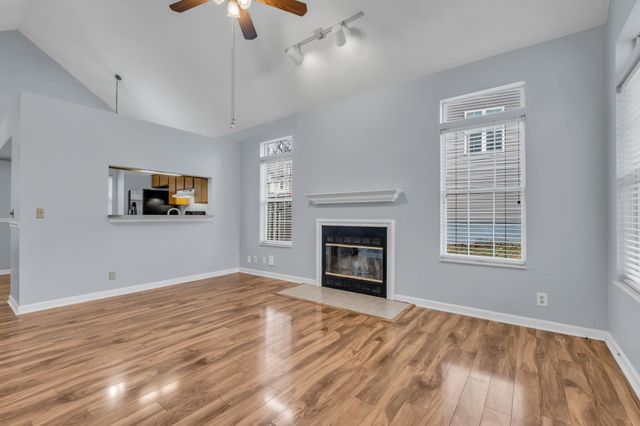 5904 Colchester Dr, Hermitage, TN 37076