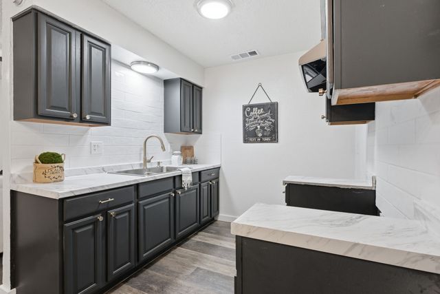 3423 Frosty Trail, Dallas, TX 75241