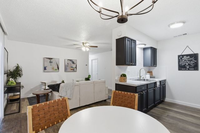 3423 Frosty Trail, Dallas, TX 75241