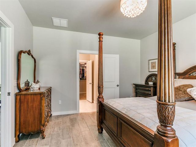 9896 Abington Circle, Edmond, OK 73025