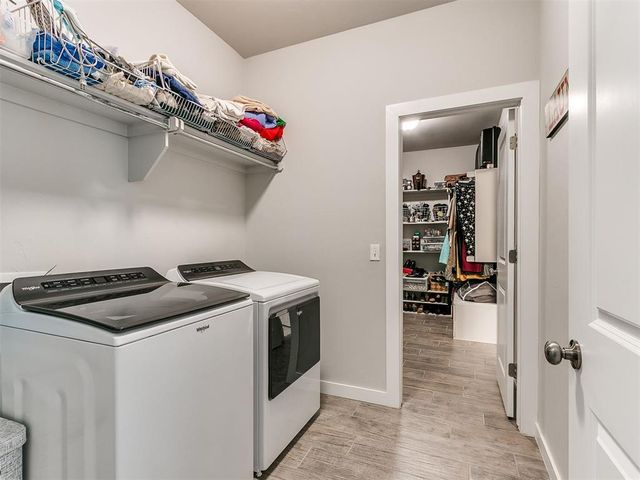 9896 Abington Circle, Edmond, OK 73025