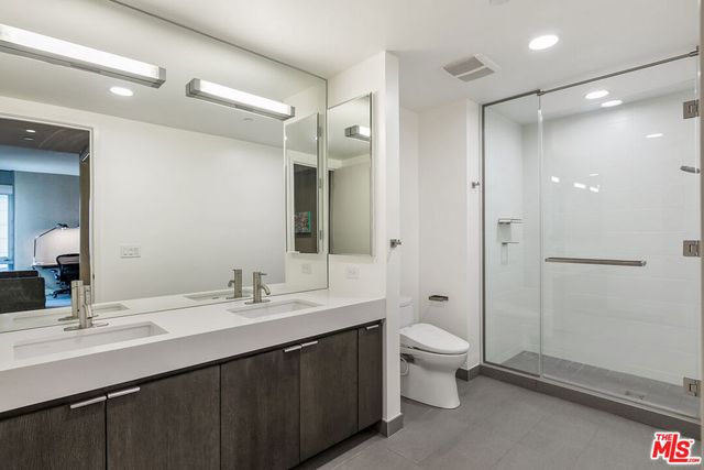 1755 Ocean Avenue 707, Santa Monica, CA 90401