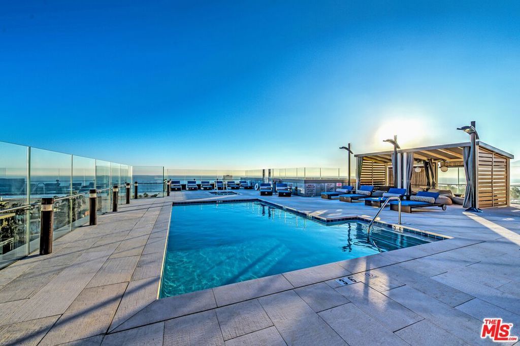 1755 Ocean Avenue 707, Santa Monica, CA 90401