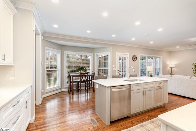 505 Worchester Place, Simpsonville, SC 29680