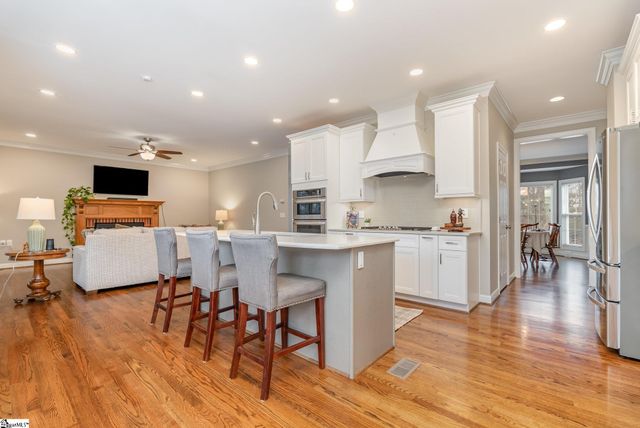 505 Worchester Place, Simpsonville, SC 29680