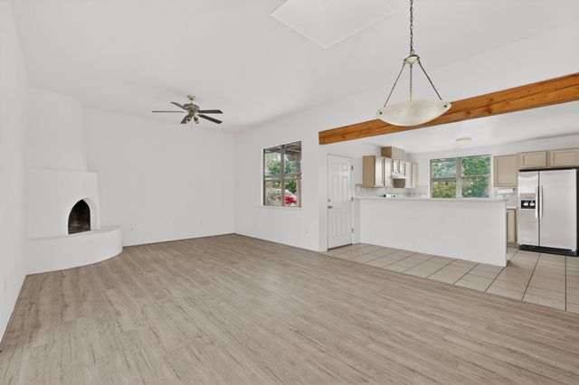 1507 Calle Angelina, Santa Fe, NM 87507