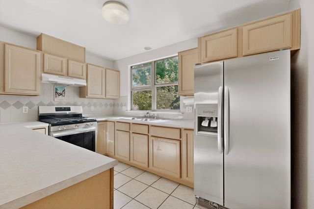 1507 Calle Angelina, Santa Fe, NM 87507