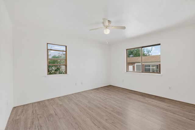1507 Calle Angelina, Santa Fe, NM 87507