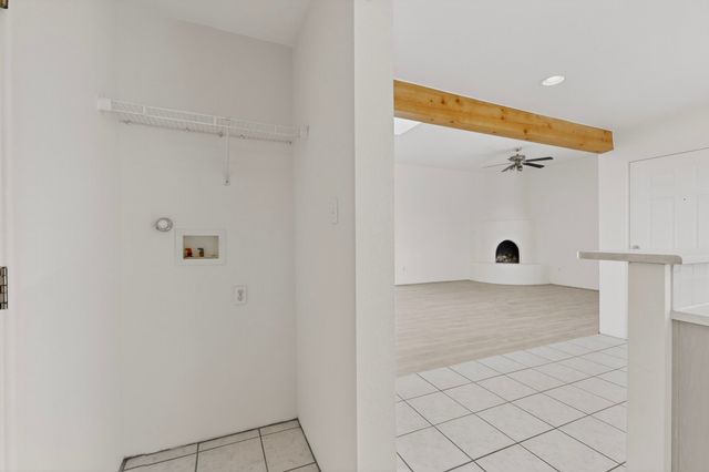 1507 Calle Angelina, Santa Fe, NM 87507