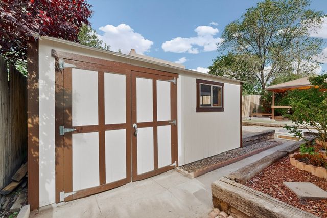 1507 Calle Angelina, Santa Fe, NM 87507