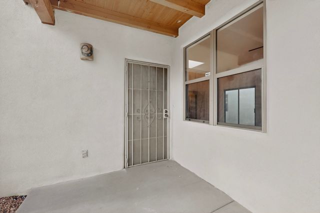1507 Calle Angelina, Santa Fe, NM 87507
