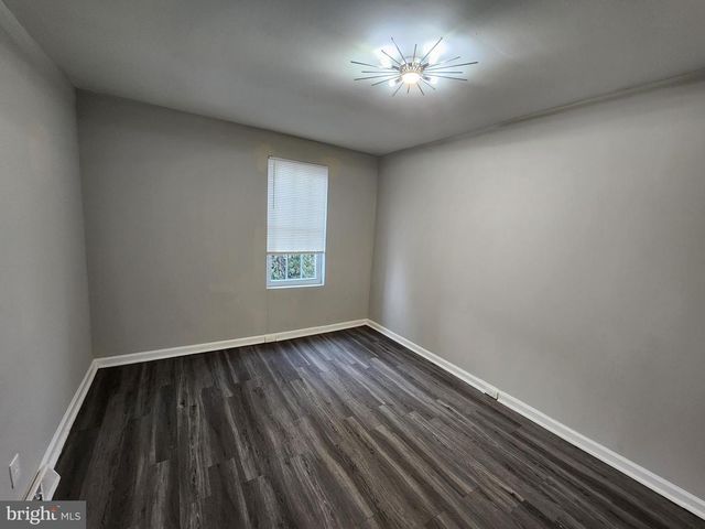 2416 W FRANKLIN ST, Baltimore, MD 21223