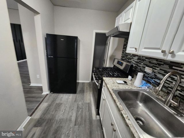 2416 W FRANKLIN ST, Baltimore, MD 21223