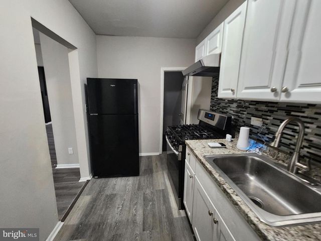 2416 W FRANKLIN ST, Baltimore, MD 21223