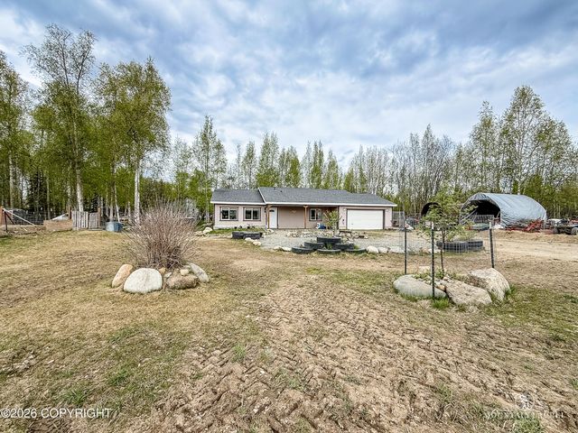 13933 W Brittany Lou Avenue, Houston, AK 99623