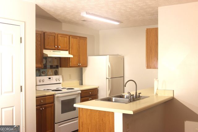 2296 Strathmoor Manor Drive, Lithonia, GA 30058