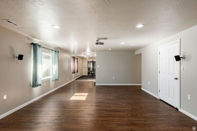 1073 S 1775 W, Syracuse, UT 84075