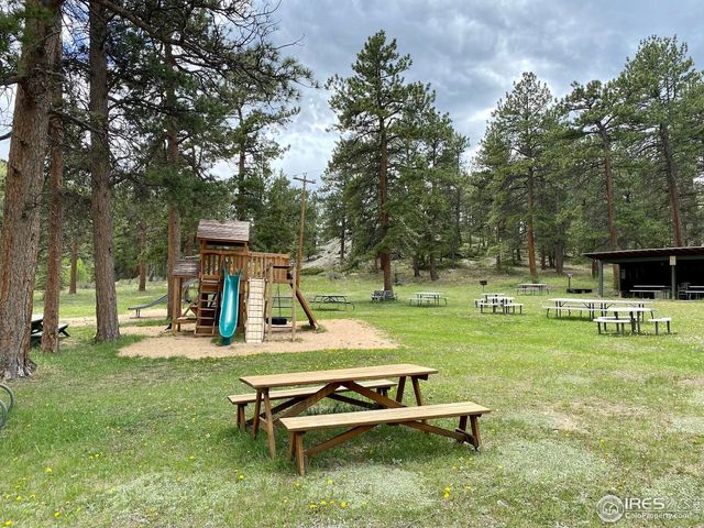 972 Aspen Dr, Lyons, CO 80540