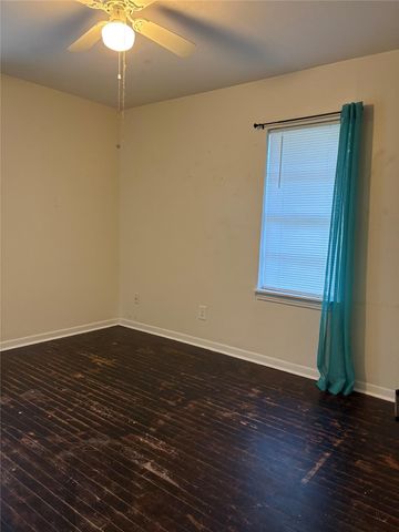 700 W Blanco ST, Kyle, TX 78640