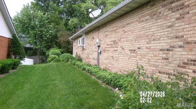 2905 E Main Street, Belleville, IL 62221