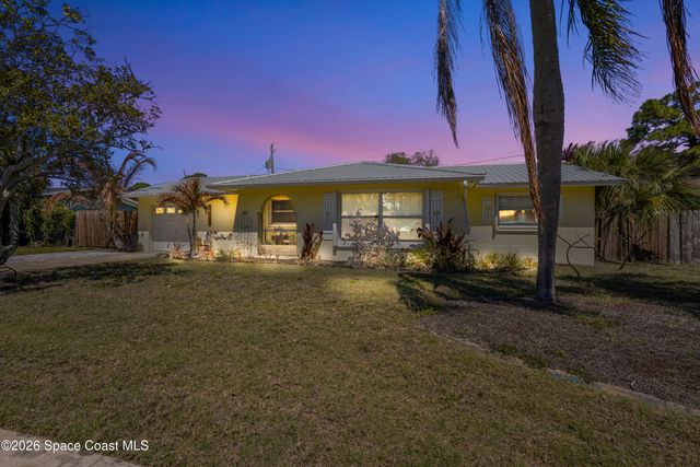 1820 Via Roma, Merritt Island, FL 32952
