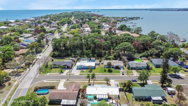 1820 Via Roma, Merritt Island, FL 32952