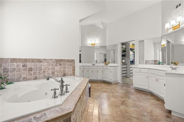 14014 Briar Drive, Overland Park, KS 66224