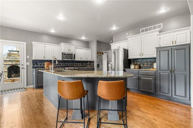 14014 Briar Drive, Overland Park, KS 66224