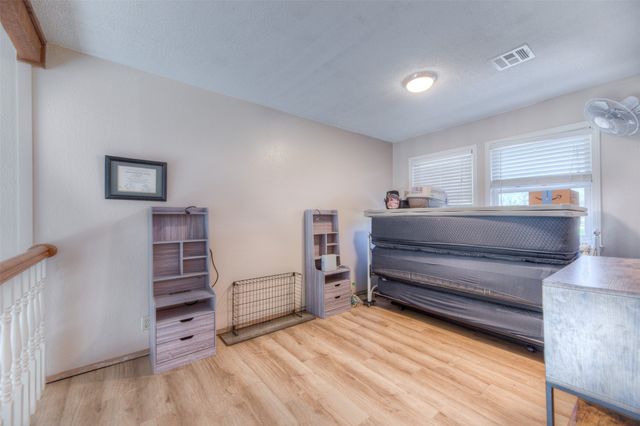 1803 E Denton Avenue, Sapulpa, OK 74066