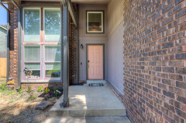 1803 E Denton Avenue, Sapulpa, OK 74066