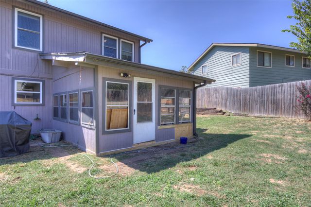 1803 E Denton Avenue, Sapulpa, OK 74066